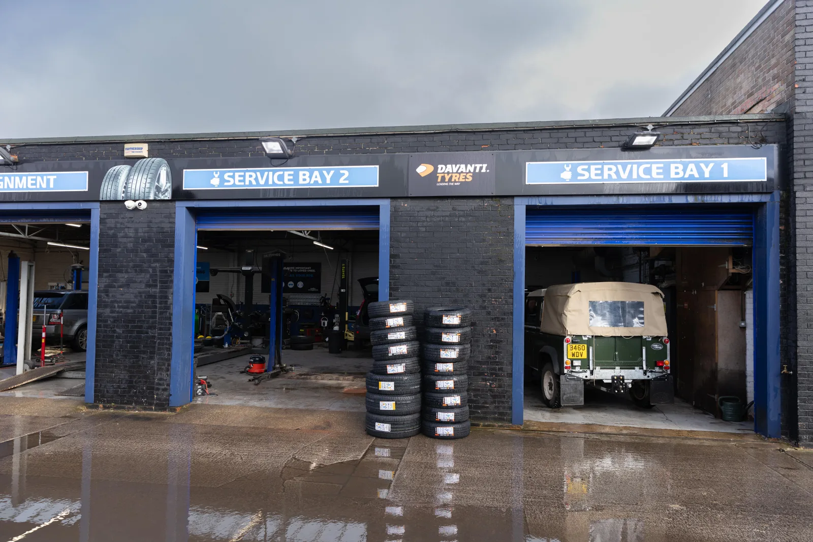 DCM Autocentres service bays